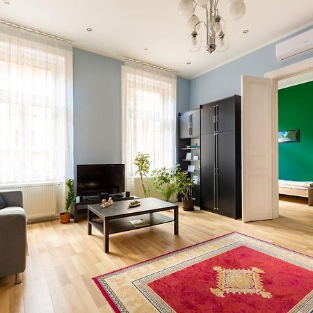 F24 Ferenc Apartment Budapest Ngoại thất bức ảnh