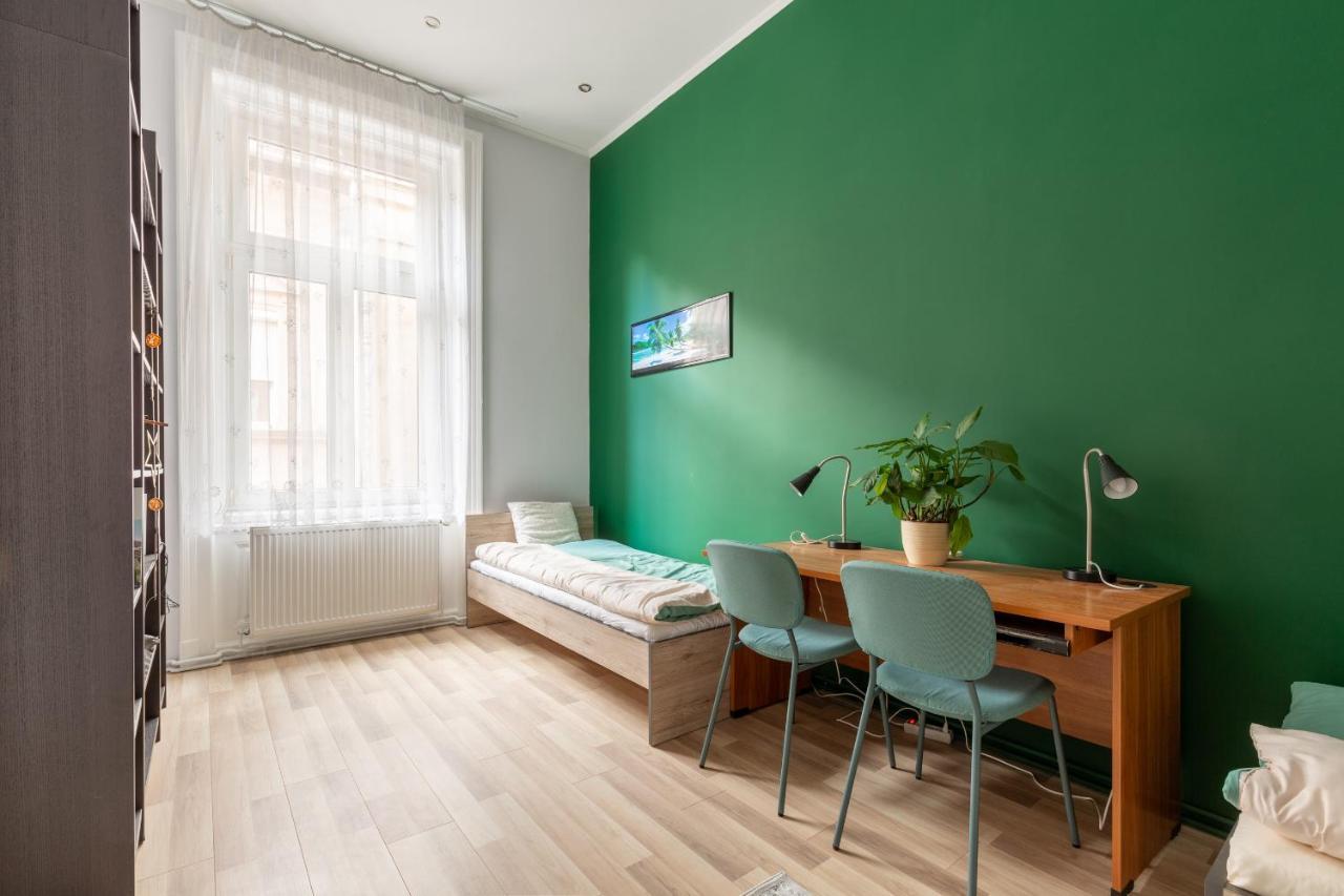 F24 Ferenc Apartment Budapest Ngoại thất bức ảnh