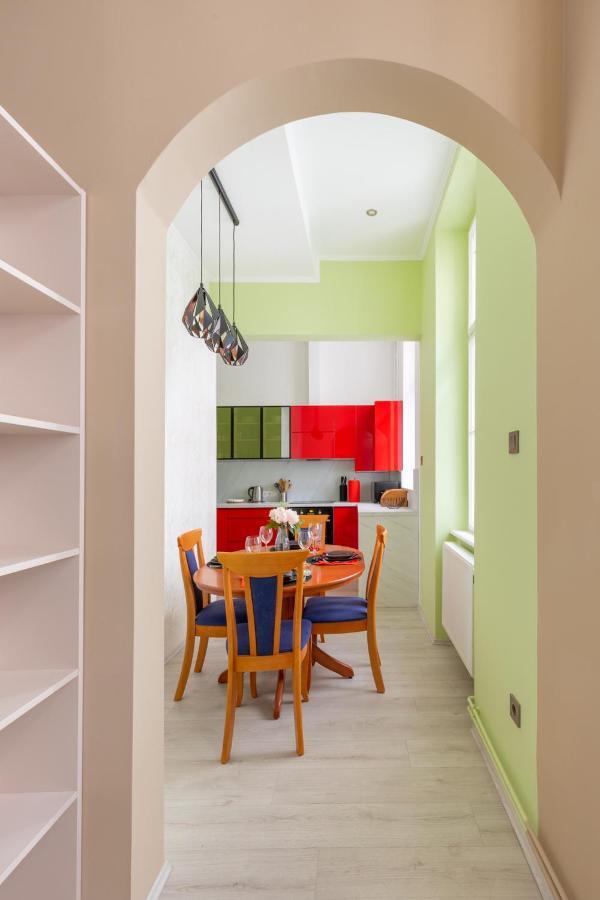 F24 Ferenc Apartment Budapest Ngoại thất bức ảnh