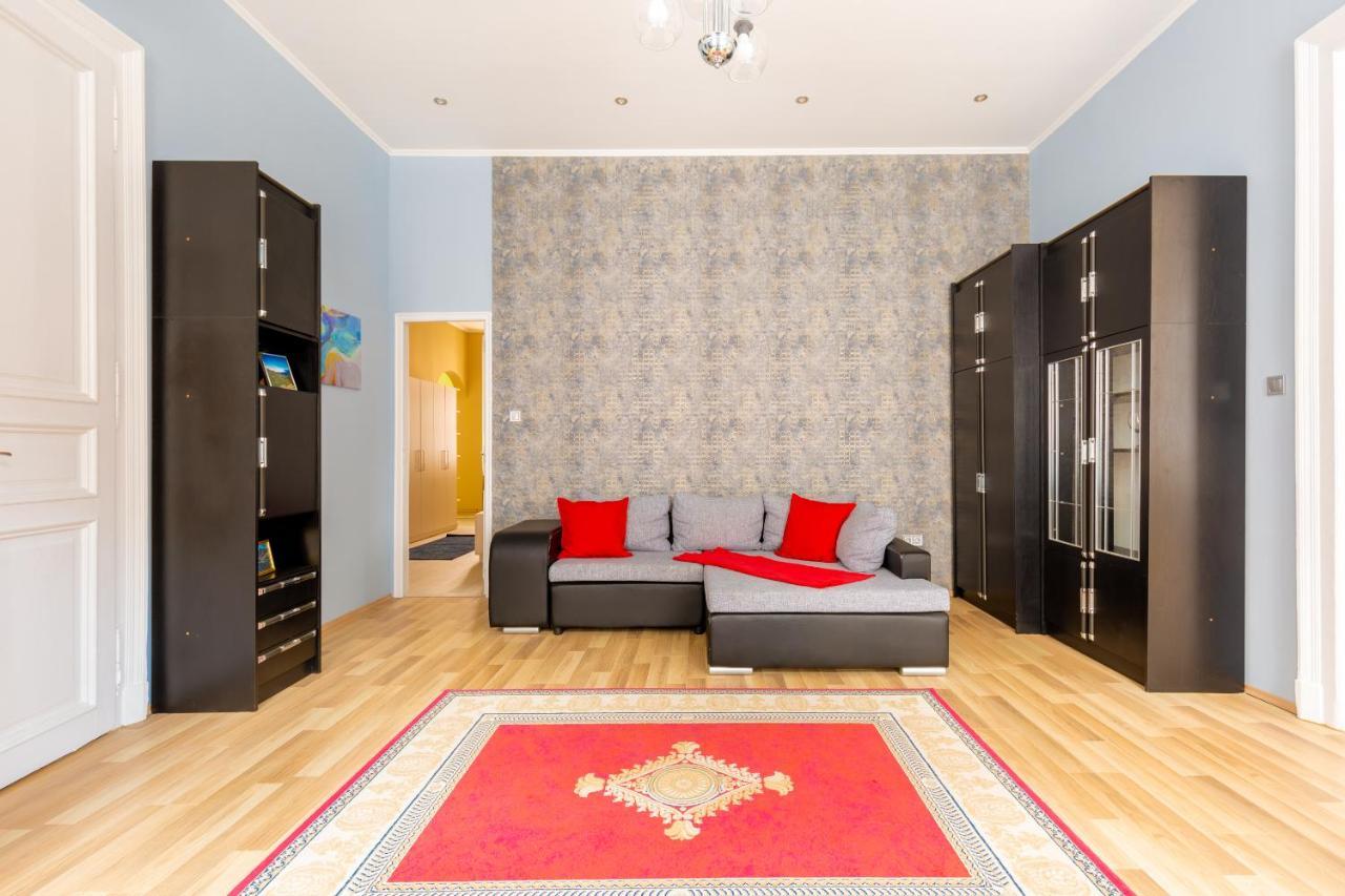 F24 Ferenc Apartment Budapest Ngoại thất bức ảnh