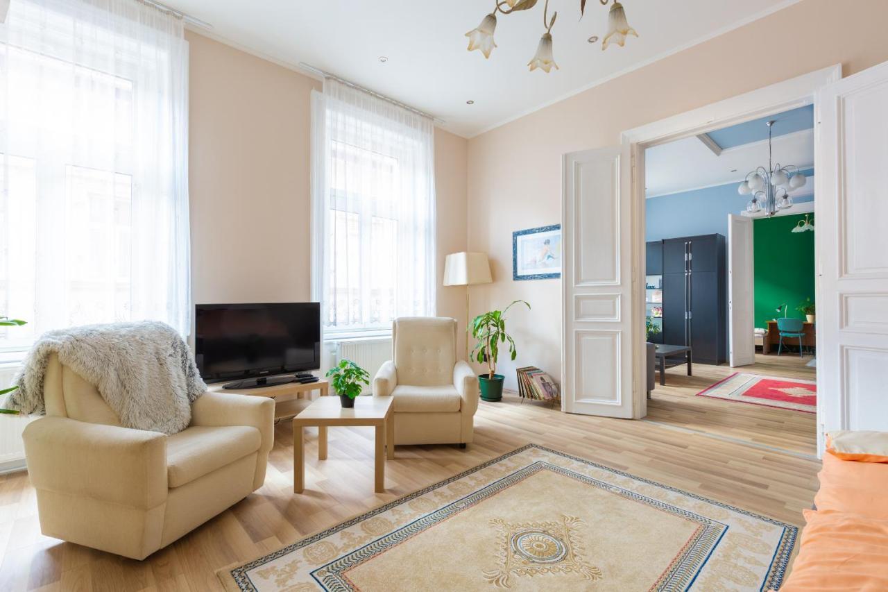 F24 Ferenc Apartment Budapest Ngoại thất bức ảnh